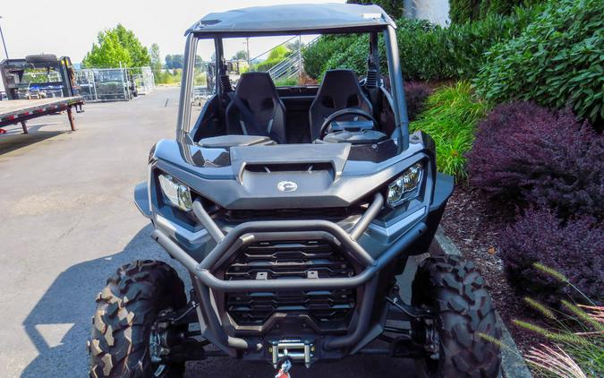 2023 Can-Am® Commander XT 700