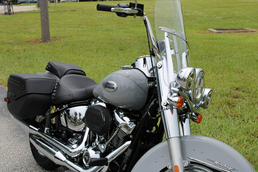 2024 Harley-Davidson Softail FLHCS - Heritage Classic