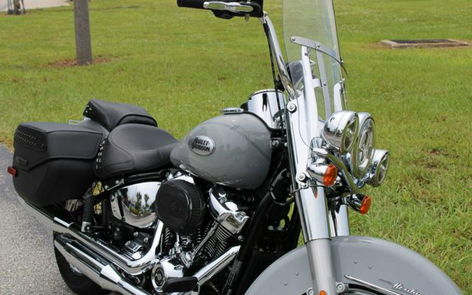 2024 Harley-Davidson Softail FLHCS - Heritage Classic