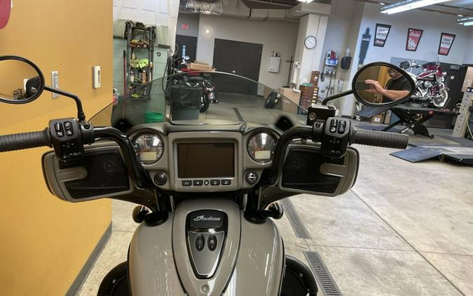 2022 Indian Chieftain Dark Horse Quartz Gray