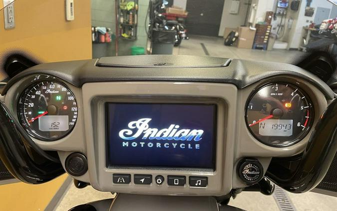 2022 Indian Chieftain Dark Horse Quartz Gray