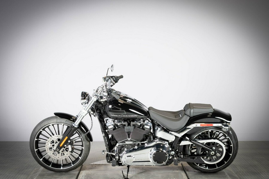 2026 Harley-Davidson Breakout