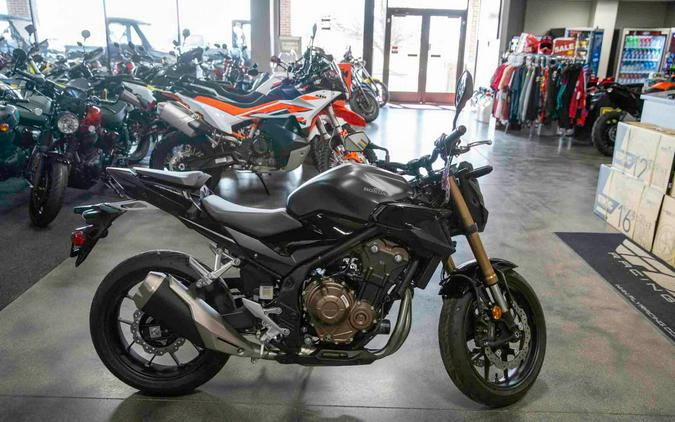 2022 Honda CB500F Review (A Dozen Fast Facts: Urban Motorcycle)