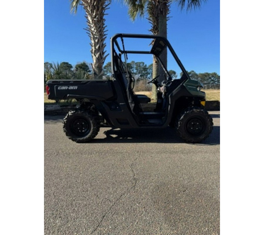 2025 Can-Am Defender DPS HD7 Compass Green