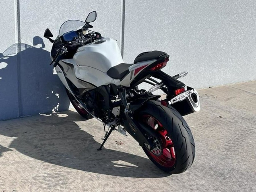 2025 Kawasaki Ninja ZX-6R ABS