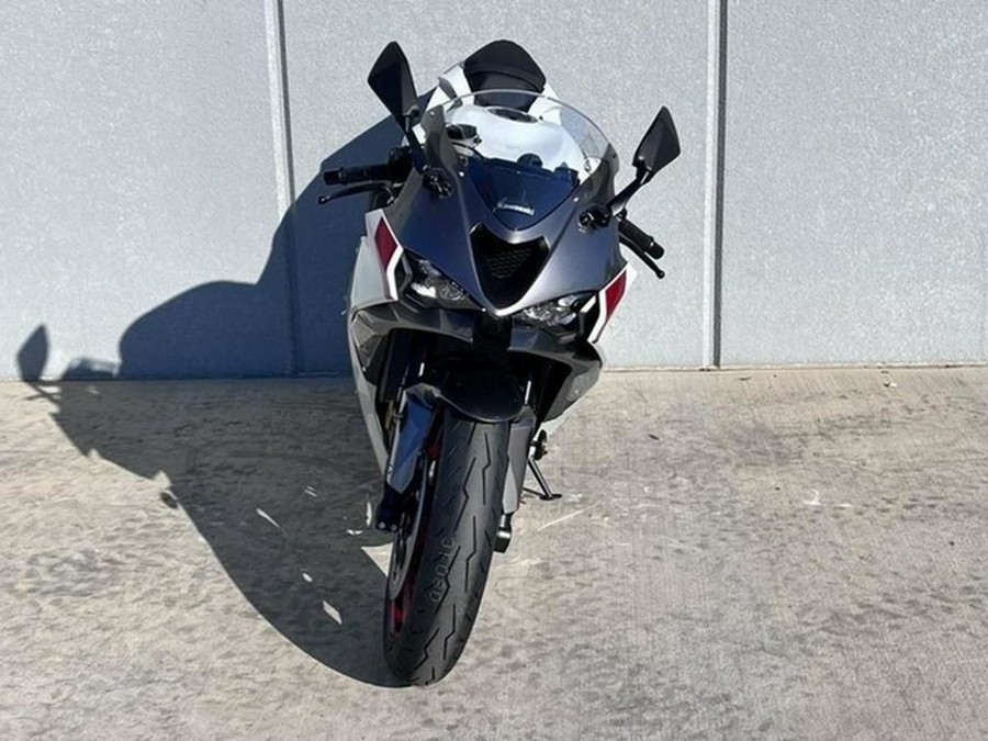 2025 Kawasaki Ninja ZX-6R ABS