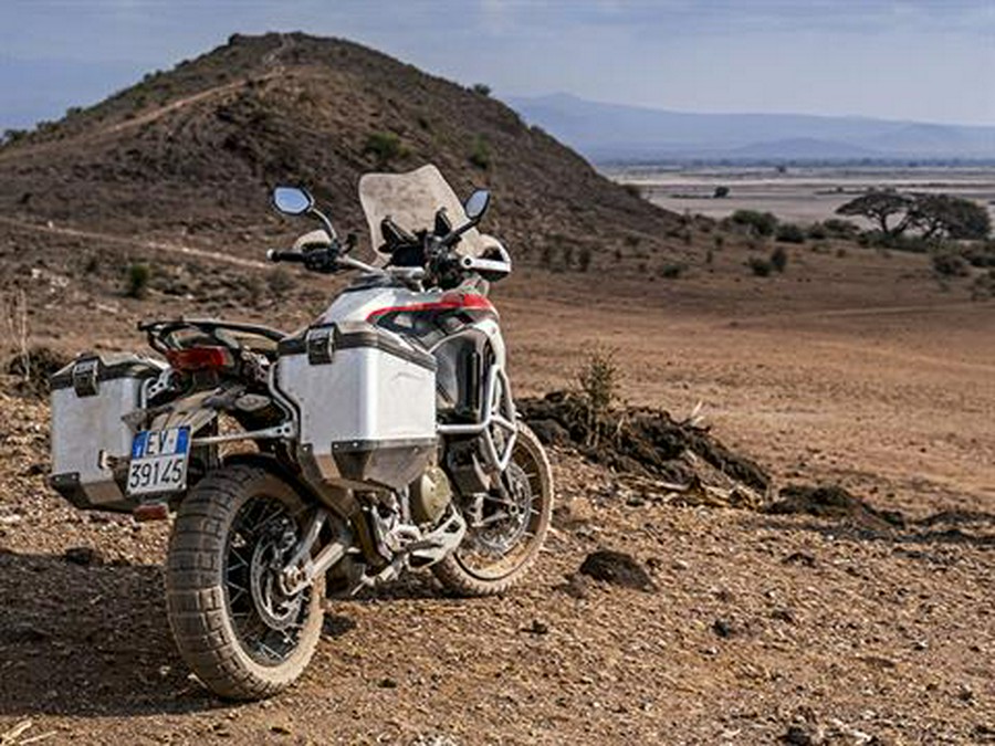 2023 Ducati Multistrada V4 Rally Adventure Travel & Radar