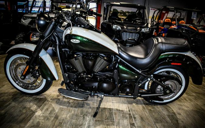 2024 Kawasaki Vulcan 900 Classic