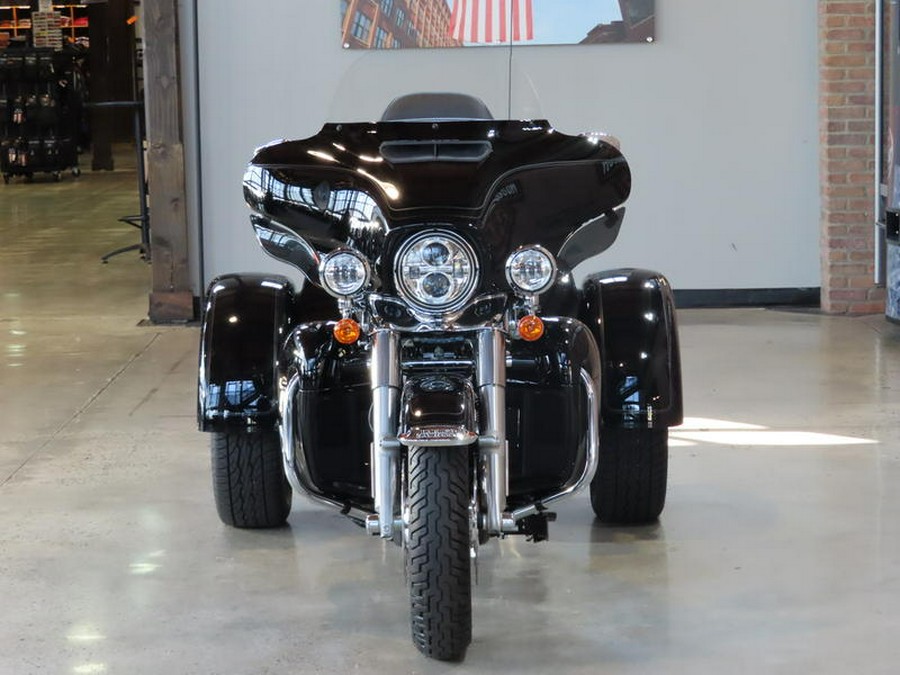 2024 Harley-Davidson® FLHTCUTG - Tri Glide® Ultra