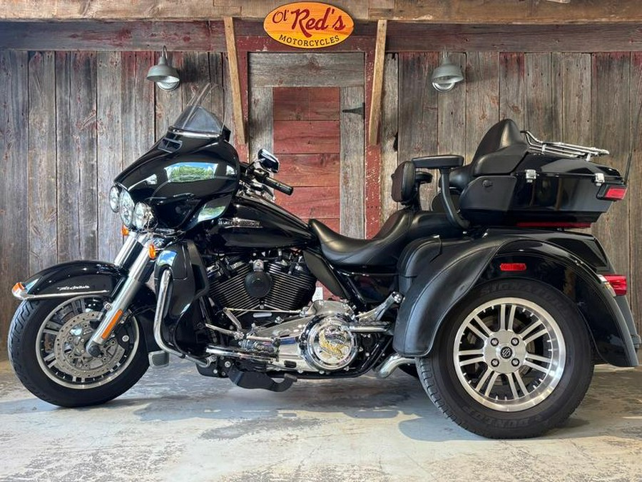 2019 Harley-Davidson® FLHTCUTG - Tri Glide® Ultra
