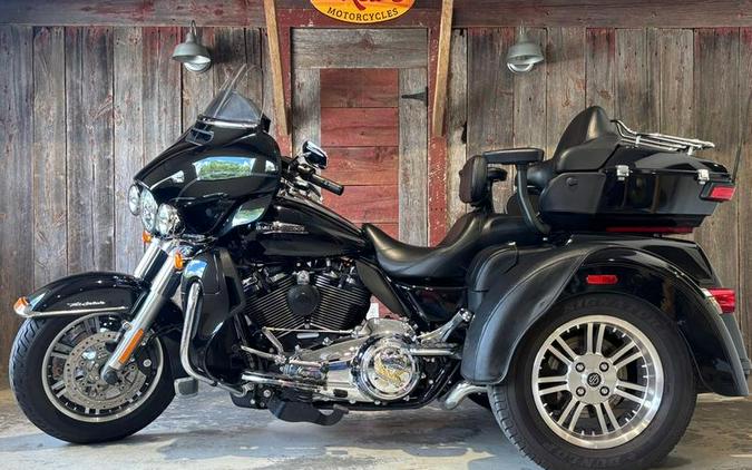 2019 Harley-Davidson® FLHTCUTG - Tri Glide® Ultra