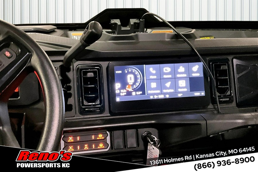 2026 Can-Am Defender MAX XT CAB HD11