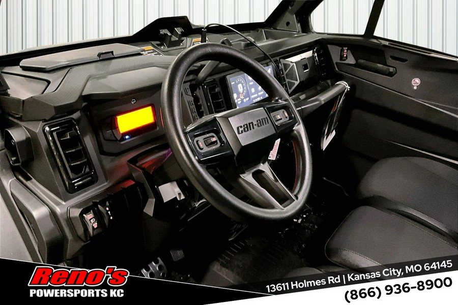 2026 Can-Am Defender MAX XT CAB HD11