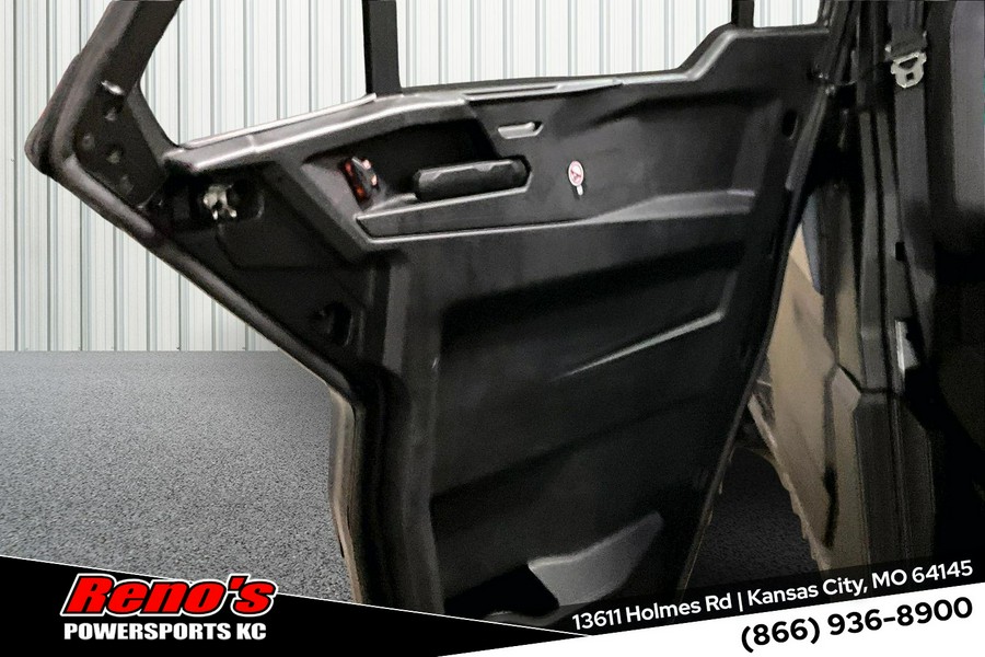 2026 Can-Am Defender MAX XT CAB HD11