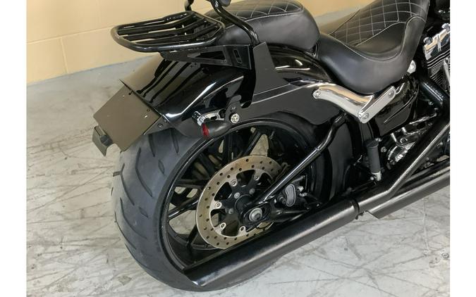 2014 Harley-Davidson® FXSB BREAKOUT