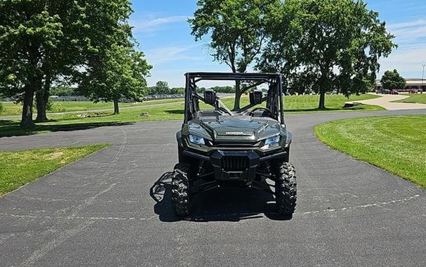 2025 Honda PIONEER 1000-6 Deluxe Crew