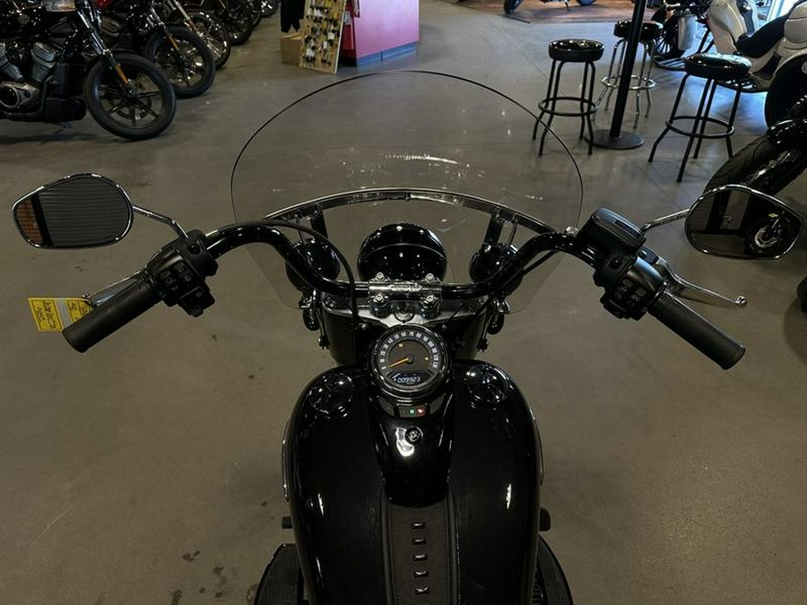 2021 Harley-Davidson® FLHCS - Heritage Classic 114