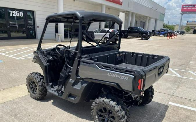 2023 Can-Am® Defender XT HD10