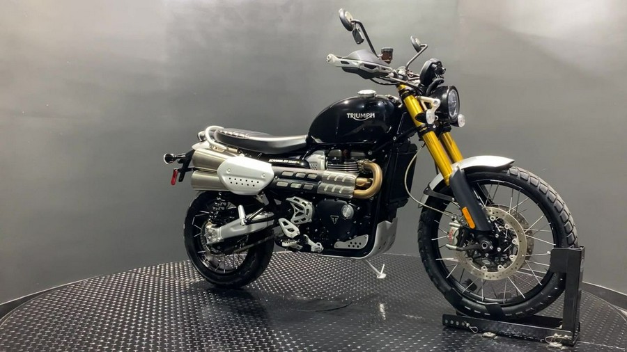 2022 Triumph Scrambler 1200 XE Sapphire Black