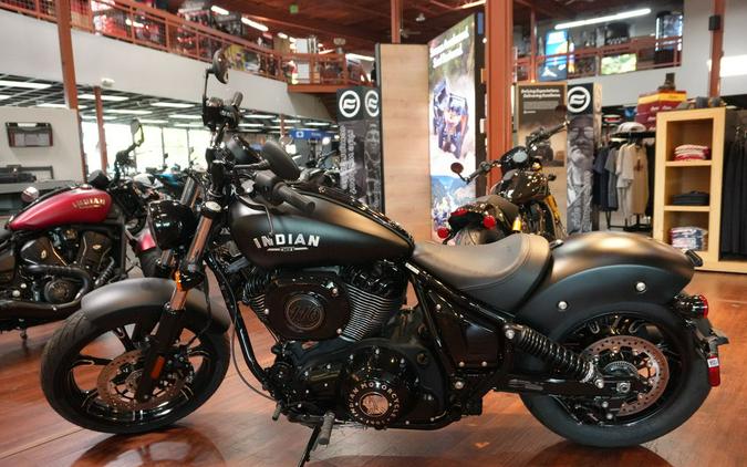 2025 Indian Motorcycle® Chief® Dark Horse® Black Smoke