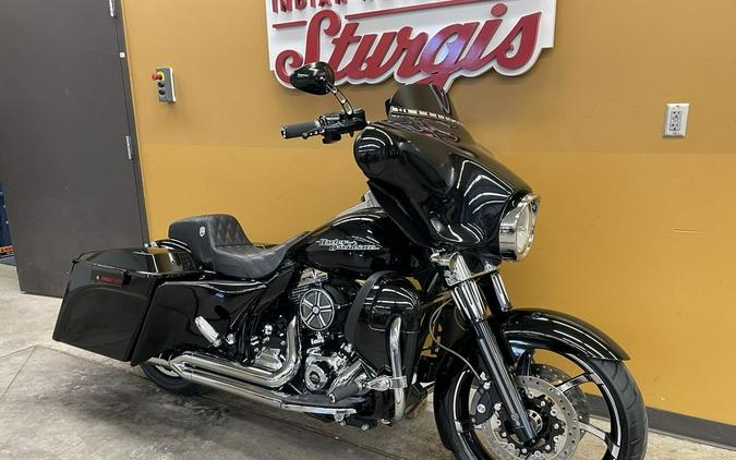 2012 Harley-Davidson® FLHX - Street Glide®