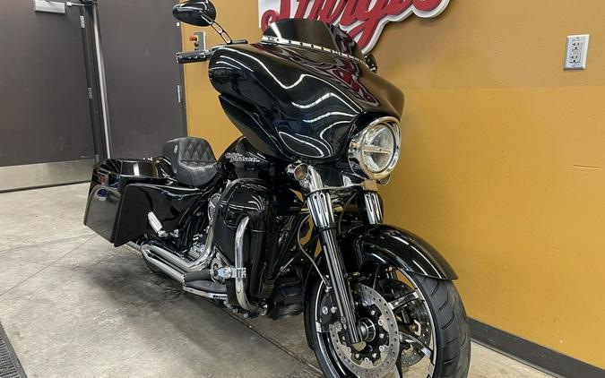 2012 Harley-Davidson® FLHX - Street Glide®