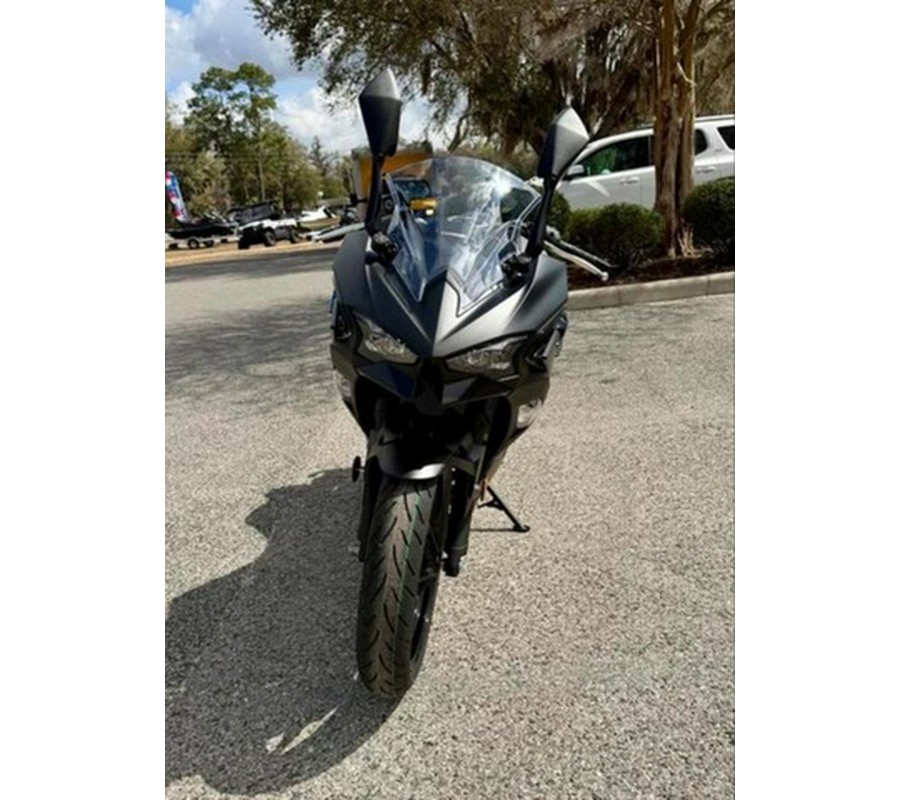 2026 Kawasaki Ninja 500 Metallic Flat Spark Black