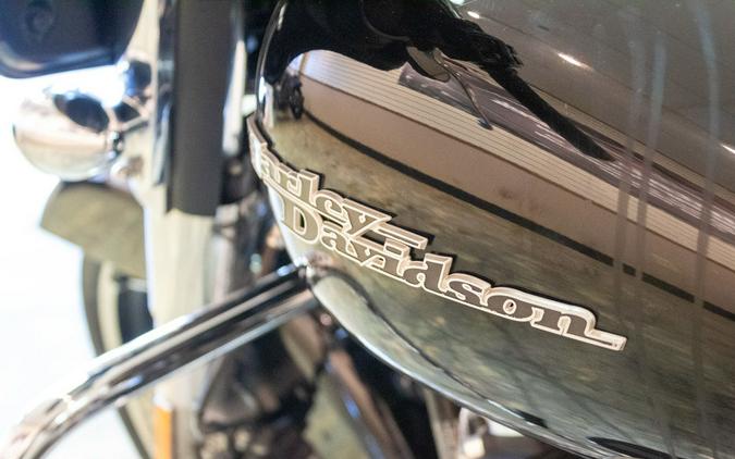 2017 Harley-Davidson® FLHX - Street Glide®