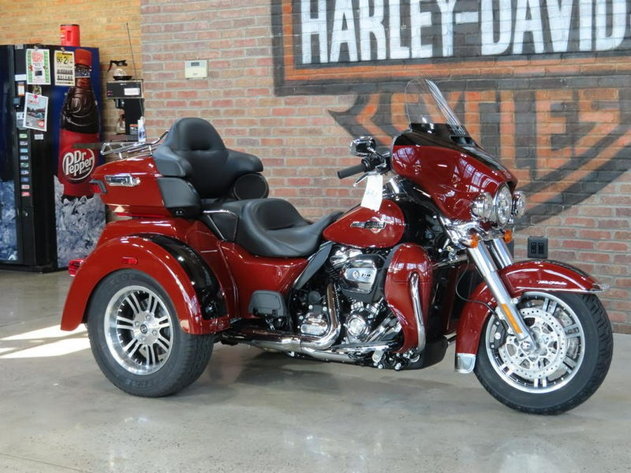 2024 Harley-Davidson® FLHTCUTG - Tri Glide® Ultra