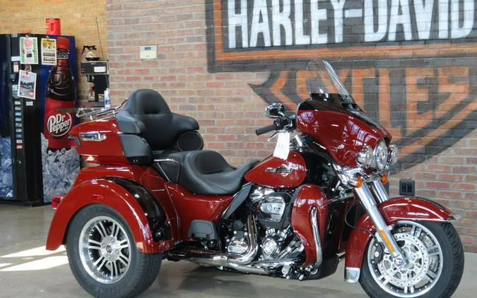 2024 Harley-Davidson® FLHTCUTG - Tri Glide® Ultra