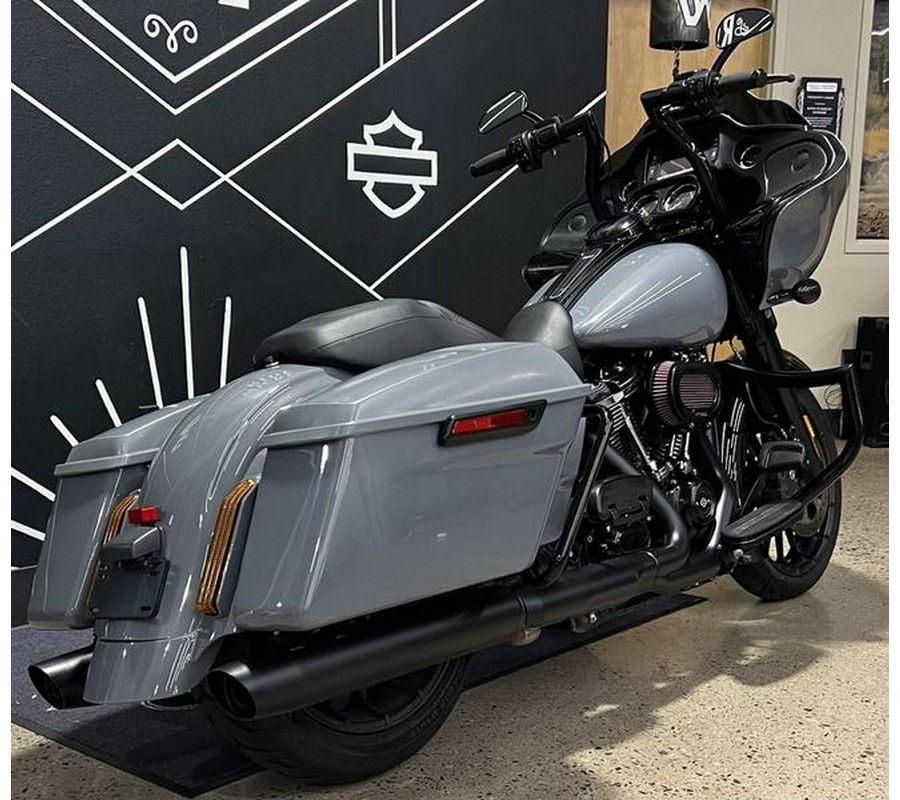 2018 Harley-Davidson® FLTRXS - Road Glide® Special