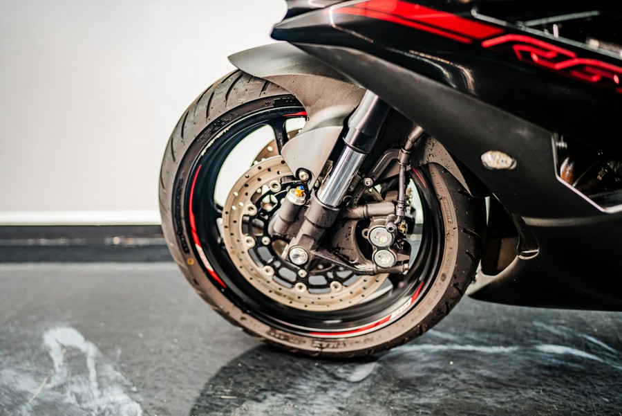 2015 Yamaha Motor Corp., USA YZF-R6