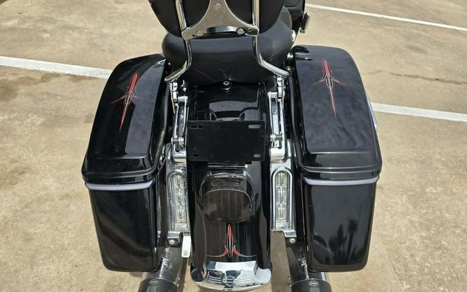 2019 Harley-Davidson® FLHTKL - Ultra Limited Low