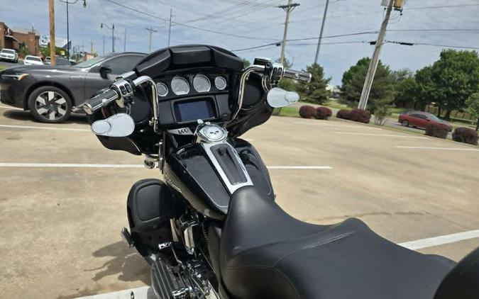 2019 Harley-Davidson® FLHTKL - Ultra Limited Low