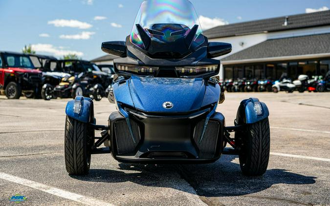 2024 Can-Am® Spyder RT Limited Dark Wheels