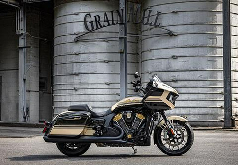 2022 Indian Motorcycle Challenger® Dark Horse® Jack Daniel's® Limited Edition