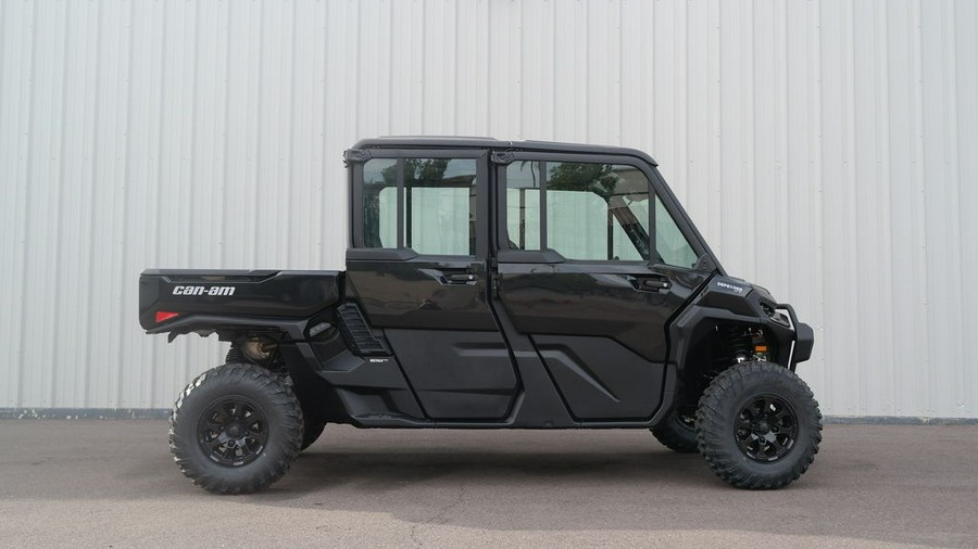 2026 Can-Am® Defender MAX XT CAB HD11 With 10.25 in.display