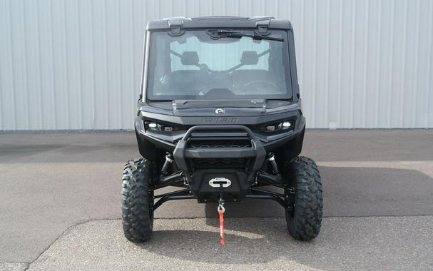2026 Can-Am® Defender MAX XT CAB HD11 With 10.25 in.display