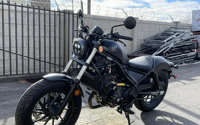 2026 Honda Rebel 300 E-Clutch