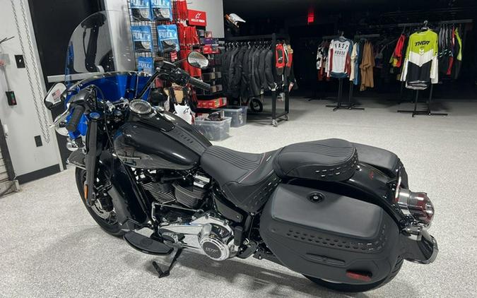 2026 Harley-Davidson Softail FLHC - Heritage Classic