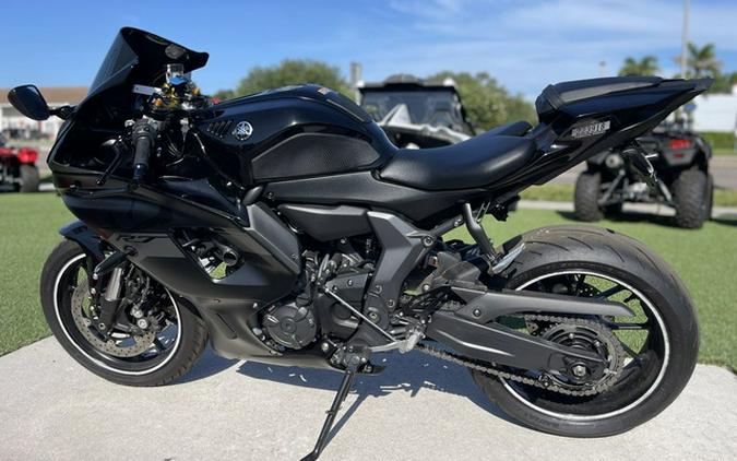 2025 Yamaha YZF R7