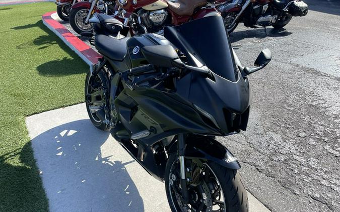2025 Yamaha YZF R7