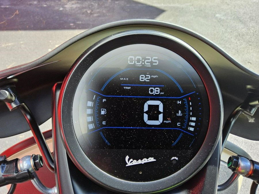 2027 Vespa GTV 310
