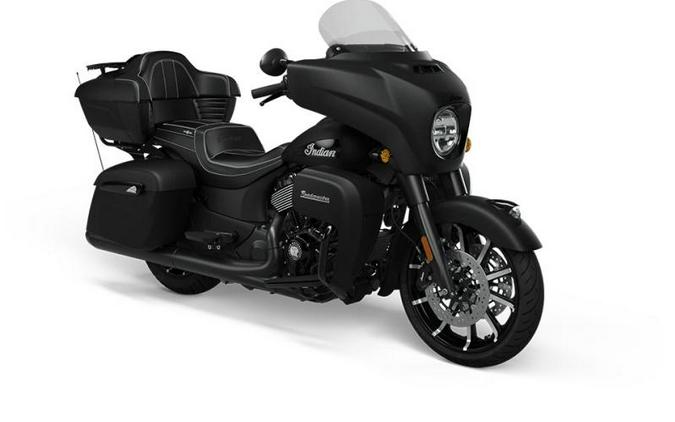 2021 Indian Motorcycle® Roadmaster® Dark Horse® Thunder Black Smoke