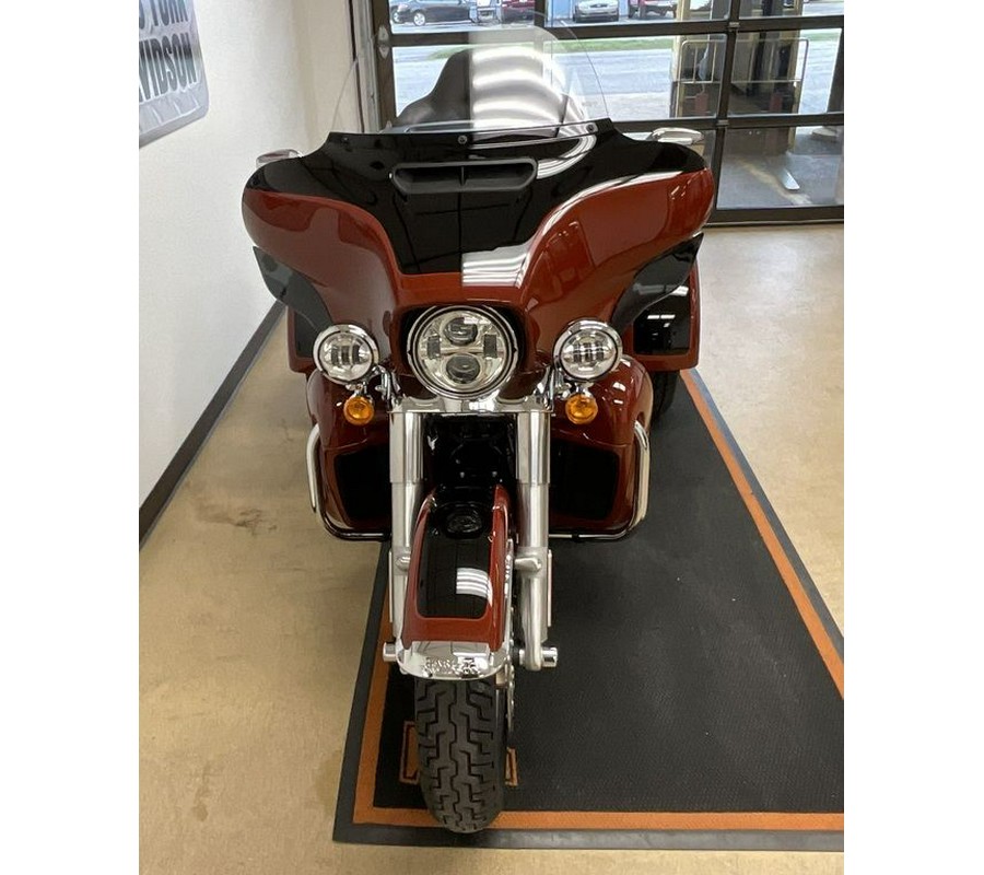 2024 Harley-Davidson® FLHTCUTG - Tri Glide® Ultra