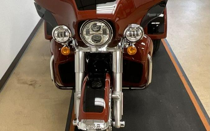 2024 Harley-Davidson® FLHTCUTG - Tri Glide® Ultra