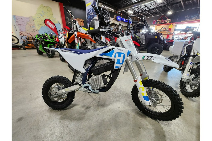 2024 Husqvarna Motorcycles EE 5