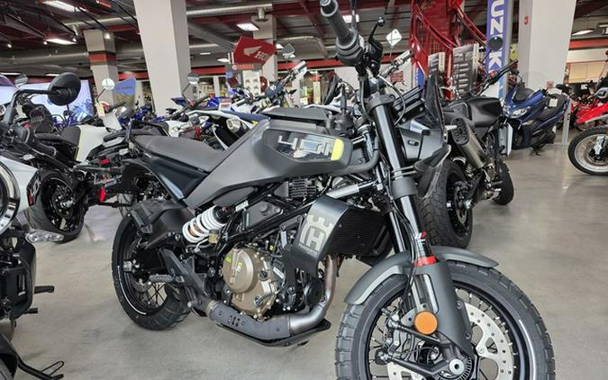 2024 Husqvarna SVARTPILEN 401