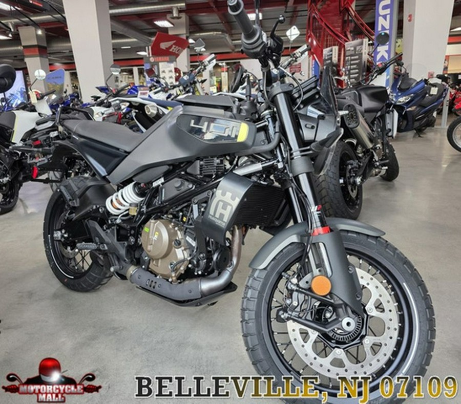 2024 Husqvarna SVARTPILEN 401