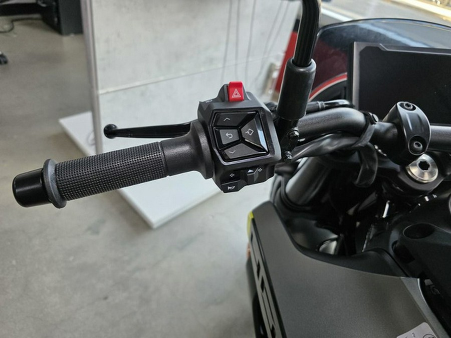 2024 Husqvarna SVARTPILEN 401